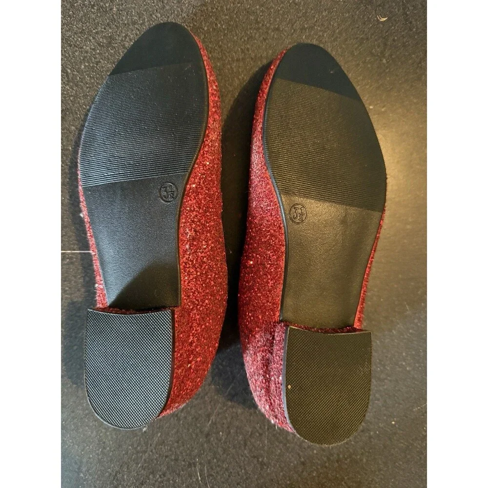 NWOT Girls 3.5 red glitter slip on Flat shoes Ruby Slippers Wizard Of Oz 3 1/2